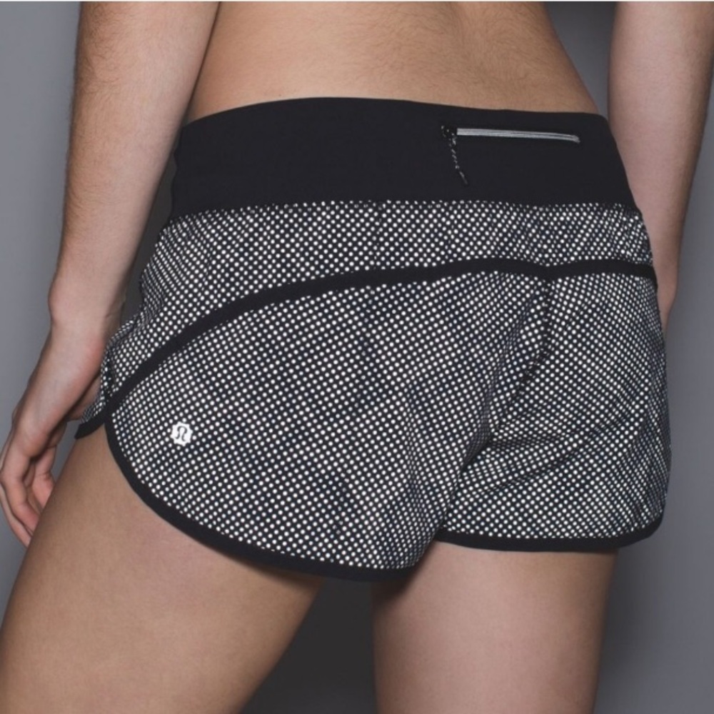 rare black print lululemon speed up shorts size 4